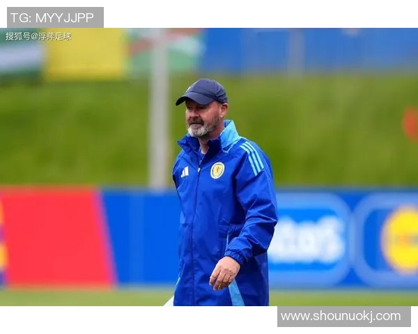 克拉克足球历史排名前十球星盘点 各位传奇的巅峰时刻与成就解析