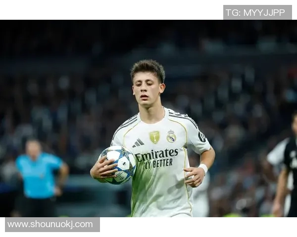 尤文图斯足球明星阵容解析及历史名将介绍